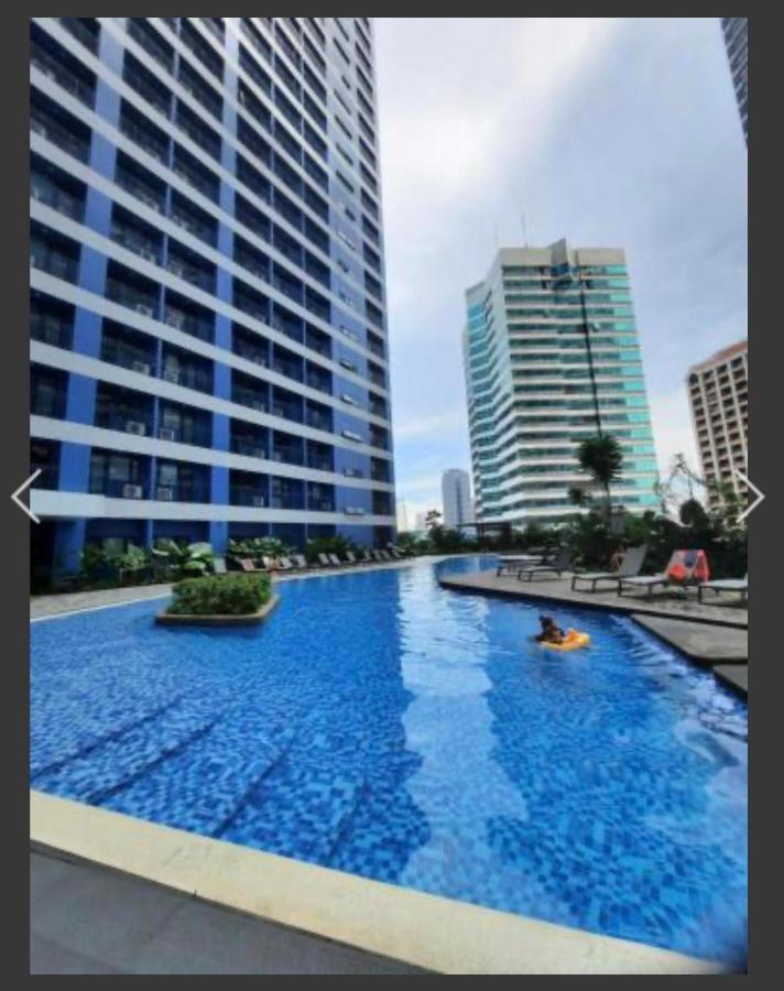 Cozy Crib @ Air Residences - Makati Макати Экстерьер фото