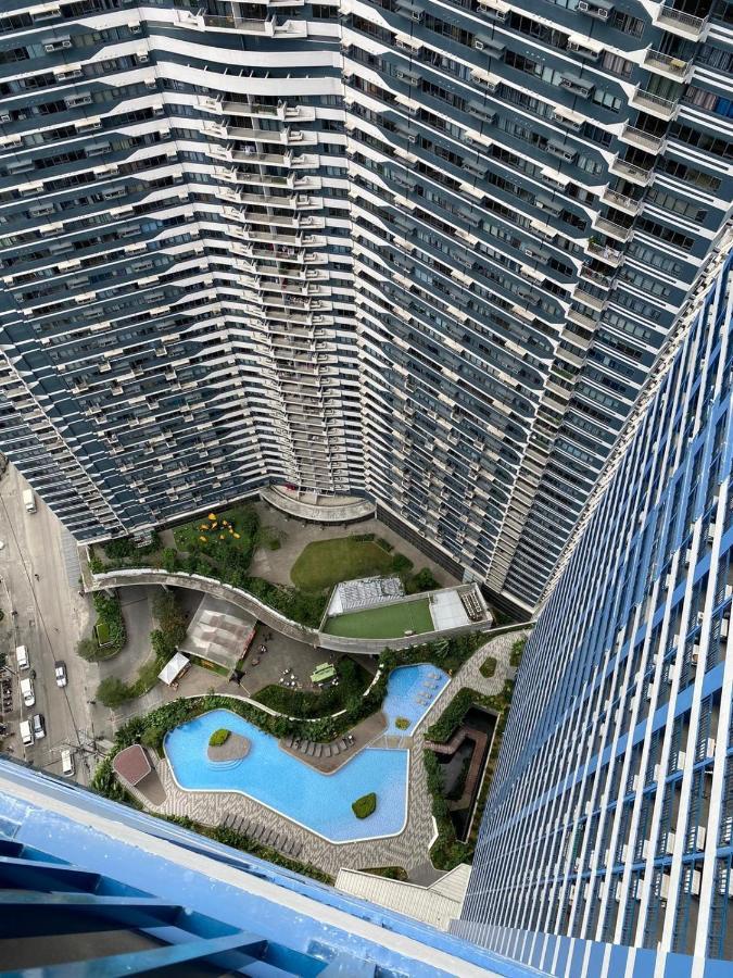 Cozy Crib @ Air Residences - Makati Макати Экстерьер фото