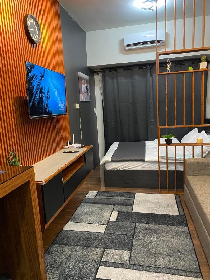 Cozy Crib @ Air Residences - Makati Макати Экстерьер фото